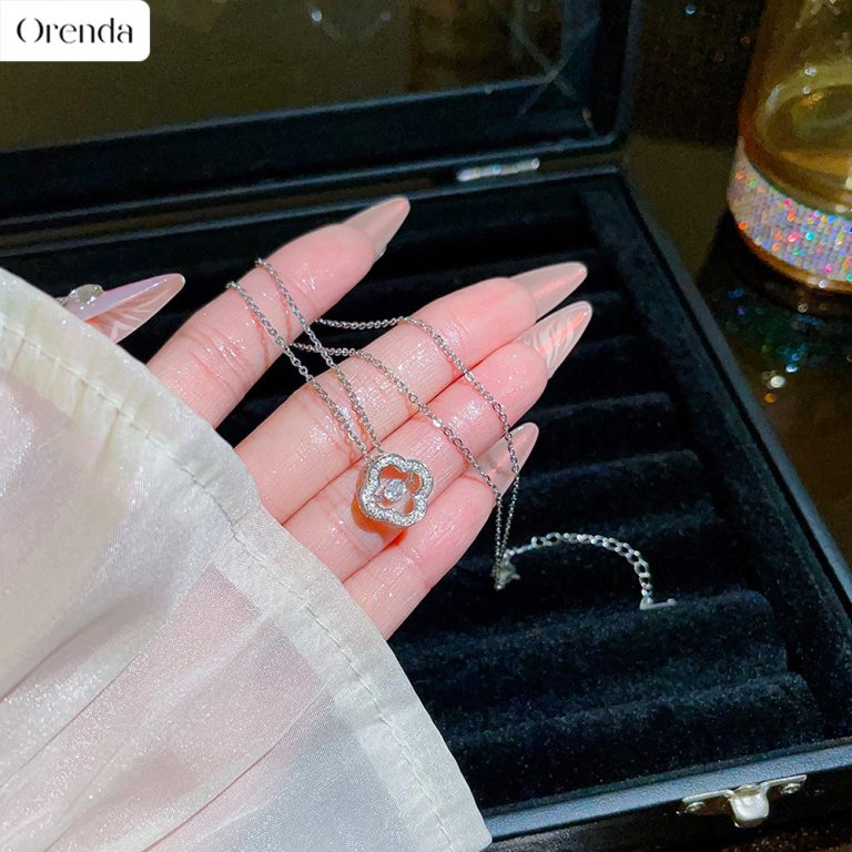 Kích thước dây chuyền 40cm + 6cm