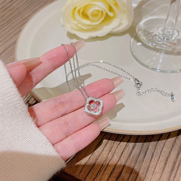 Vòng Cổ Rỗng Trung Tâm – Điểm Nhấn Cá Tính Cho Nàng - Hình ảnh 2